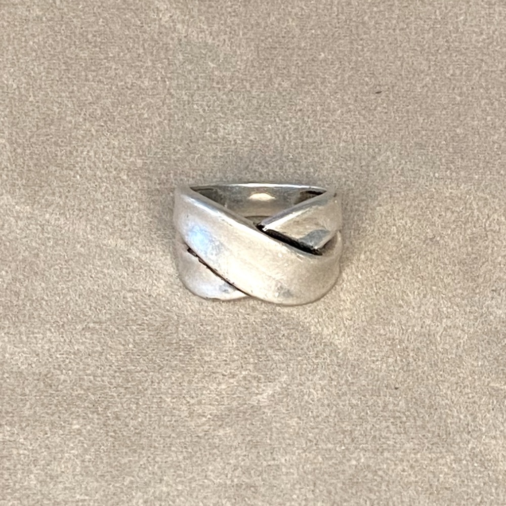 Premier Designs ring
